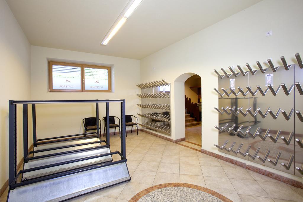 Top Tirol Appartement Huben  Exterior photo